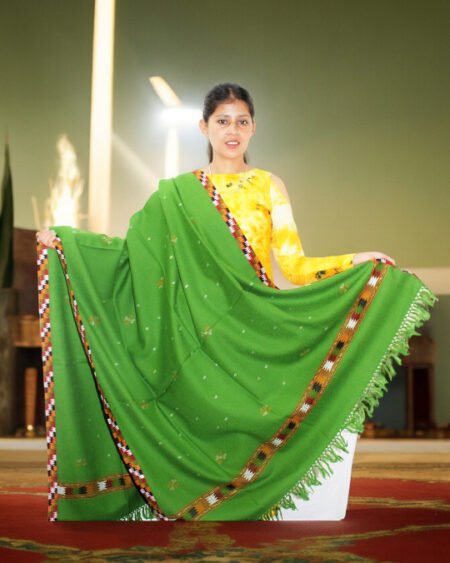 Elegant Kullu Handloom Woolen Shawl- Classic Himalayan Artistry Himachal Box