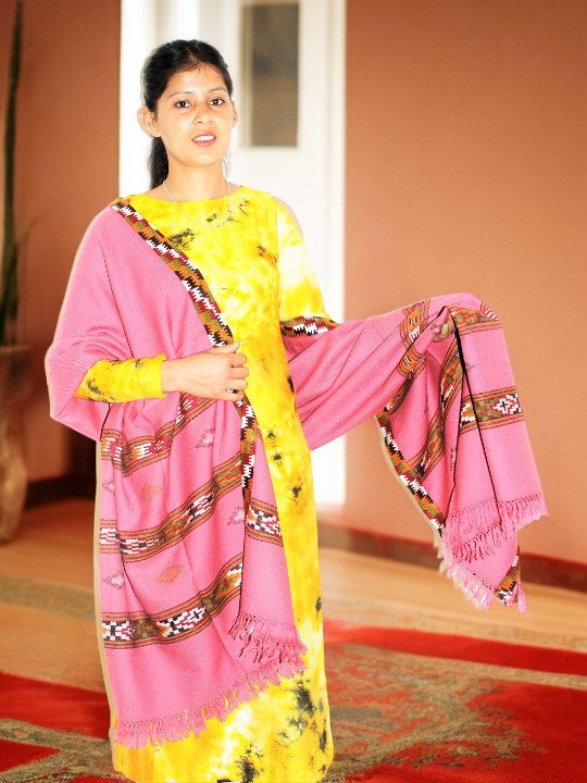 Kullu Design Masterpiece - Himalayan Weavers Pure Wool Shawl Himachal Box