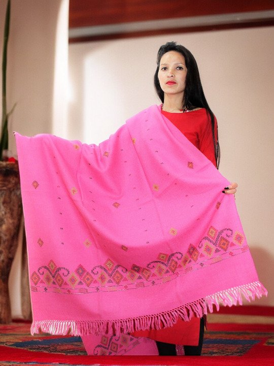 Exclusive Kullu Handloom Pure Wool Shawl for Women and Girls Himachal Box
