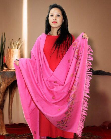 Exclusive Kullu Handloom Pure Wool Shawl for Women and Girls Himachal Box