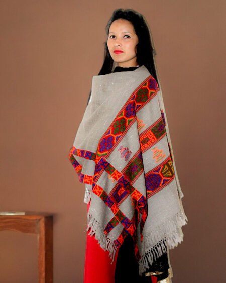 Exquisite Kinnauri Handloom Shawl - Traditional Woven Elegance
