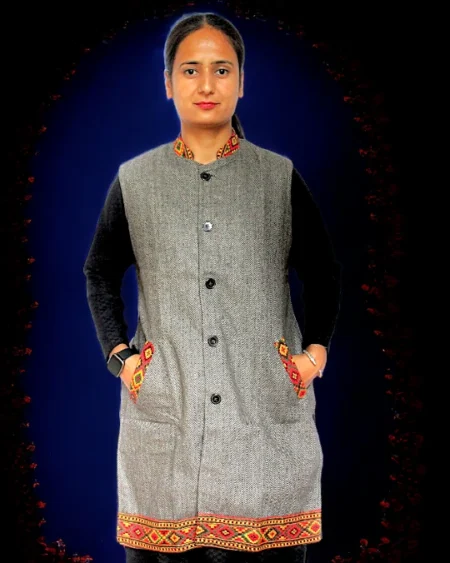 Sleeveless Women’s Long Jacket