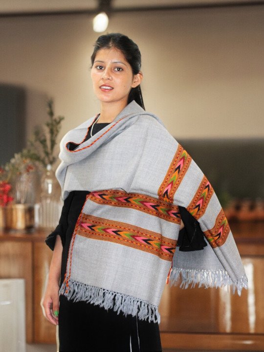 Kullu Weave Pure Wool Scarf - Exquisite Handloom Women's Accessory Himachal Box
