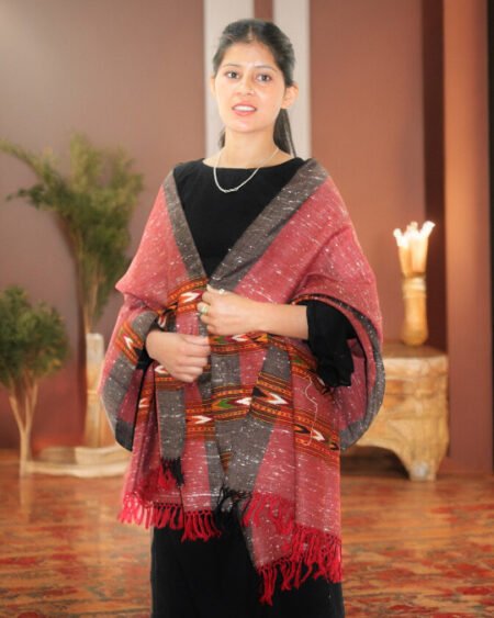 Elegant Pure Wool Stole for Women - Soft Winter Shawl in Classic Grey