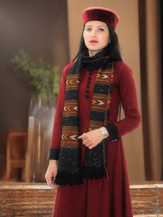 Classic Wool Blend Stole for Women - Warm Shawl with Fringe Detail