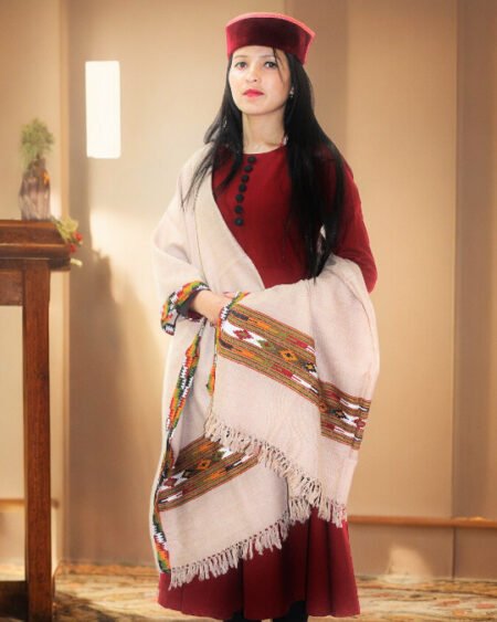 Handwoven Masterpiece by Himalayan Weavers - Kullu Shawl Himachal Box
