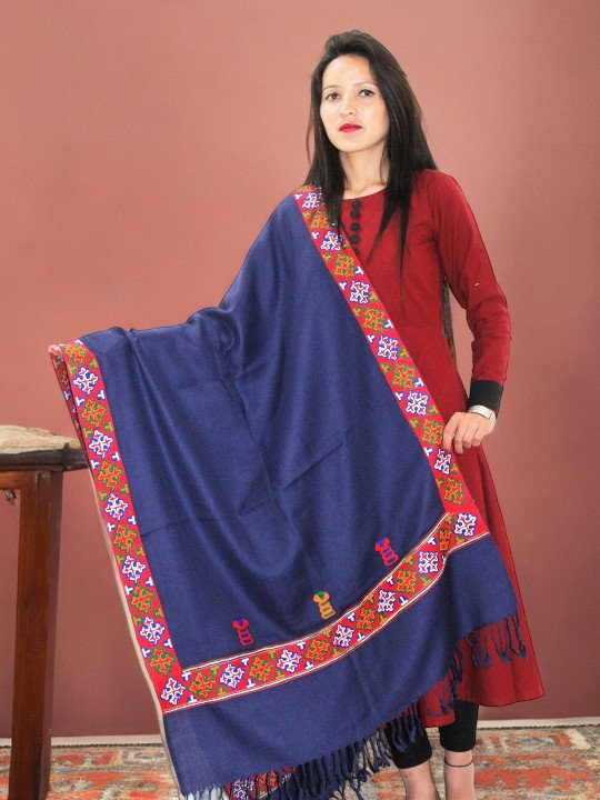 Handloom Himalayan Wool Scarf - Warm and Trendy for Women