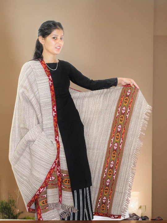 Designer Handloom Woven Pure Wool Shawl for Women Himachal Box