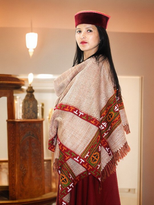 Warm and Cozy Handloom Woven Pure Wool Shawl for Girls Himachal Box