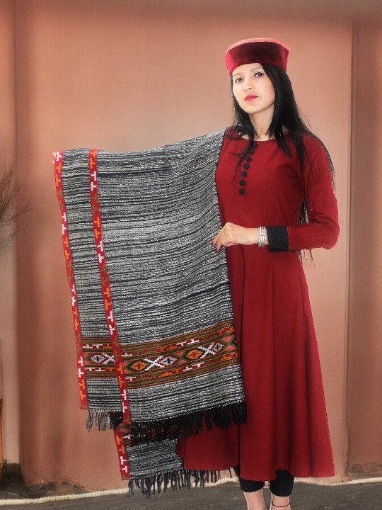 Elegant Handloom Woven Pure Wool Shawl for Women and Girls Himachal Box