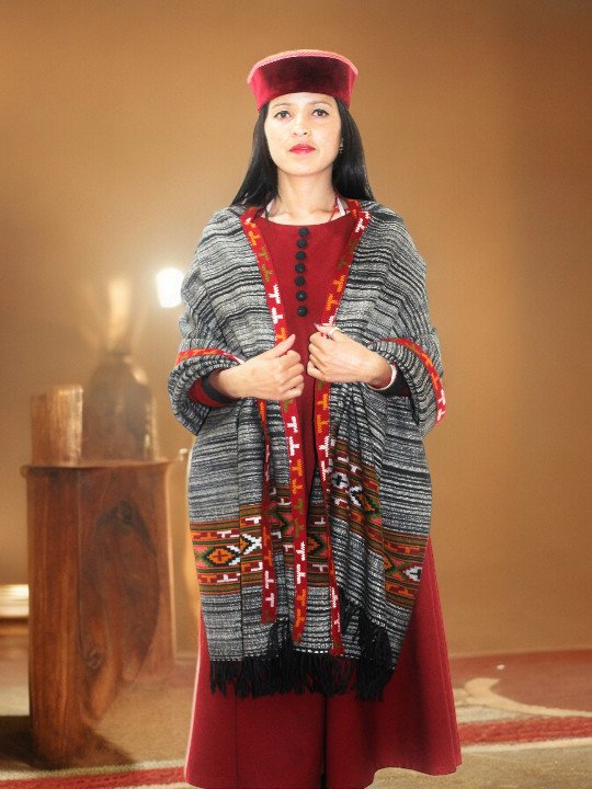 Elegant Handloom Woven Pure Wool Shawl for Women and Girls