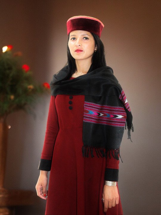 Kullu Design Woolen Handloom Muffler Scarf - Traditional Elegance