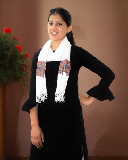 Vibrant Handloom Weave - Elegant Kullu Design Woolen Muffler
