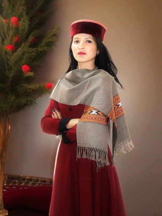 Ethnic Charm - Traditional Kullu Design Woolen Muffler Scarf Himachal Box