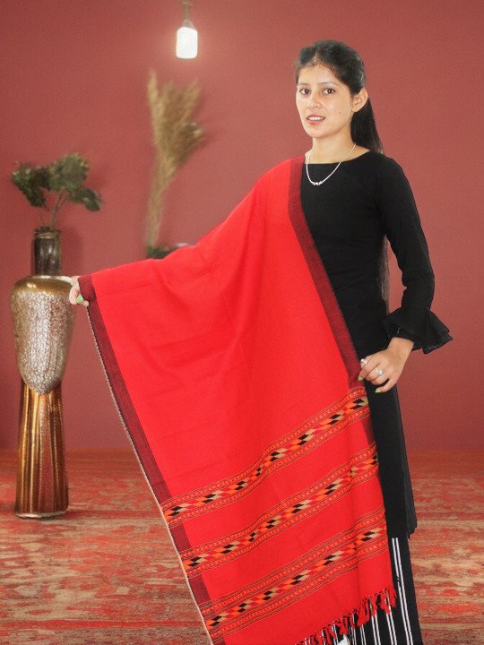 Traditional Kullu Woolen Scarf - Handcrafted Comfort for Girls