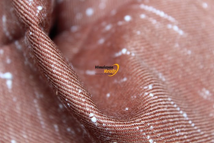 Timeless Tradition: Pure Wool Kullu Design Stole Himachalbox.in Online Kullu Handloom Woven