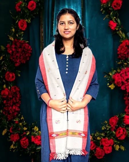 Cultural Chic: Kullu Handloom Pure Wool Scarf Hiamchalbox.in