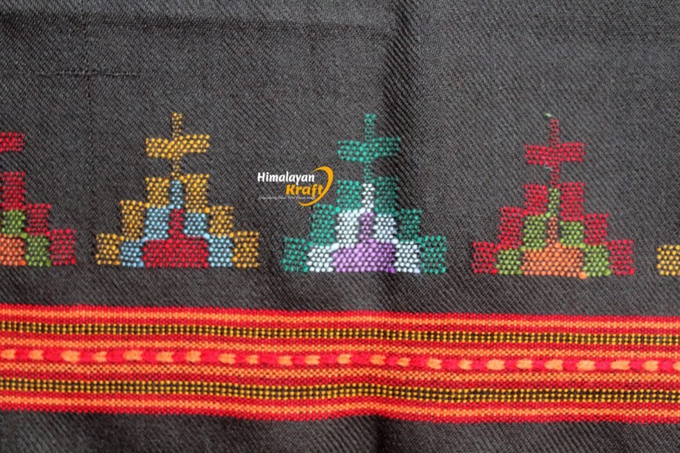 Winter Warmth Pure Wool Kullu Handloom Stole at Himachalbox.in Kullu Design