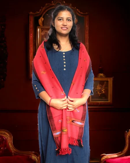 Handloom Splendor: Kullu Wool Scarf for Women Himachalbox.in