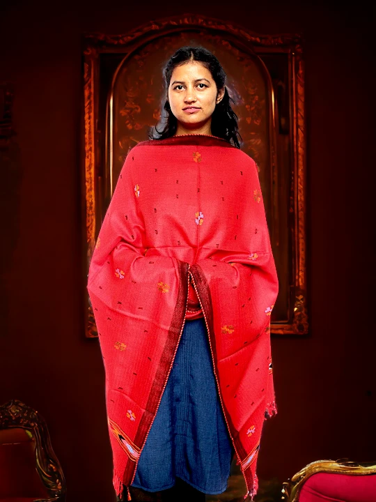 Handloom Splendor: Kullu Wool Scarf for Women Himachalbox.in