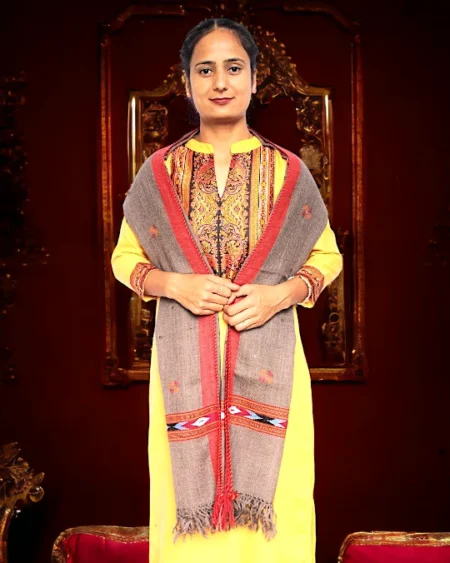 Wrap in Tradition: Kullu Handloom Woolen Scarf
