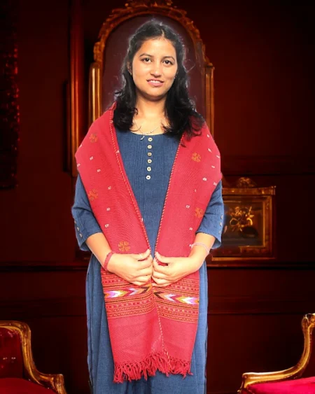 Artisanal Aura: Handloom Kullu Wool Stole Himahalbox.in