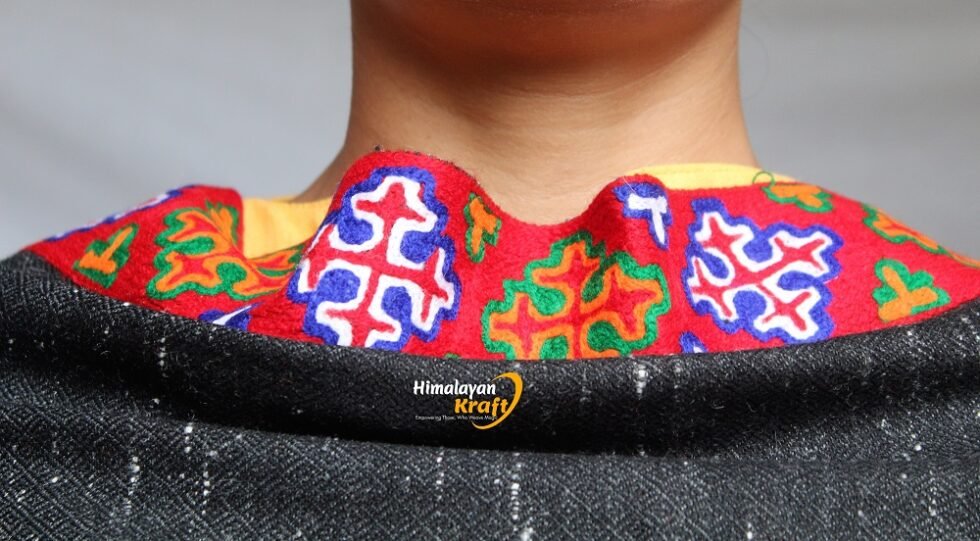 Himalayan Handwoven Pure Wool Stole - Elegant Winter Wrap for Women Himachal Box