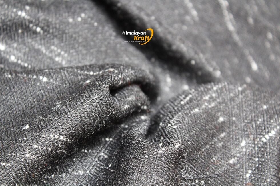 Himalayan Handwoven Pure Wool Stole - Elegant Winter Wrap for Women Himachal Box