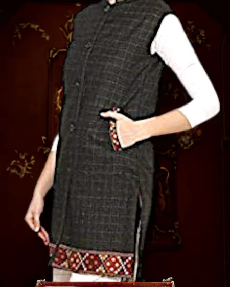Kullu Design Women’s Long Cotton Jacket – Sleeveless, Hand-Tailored