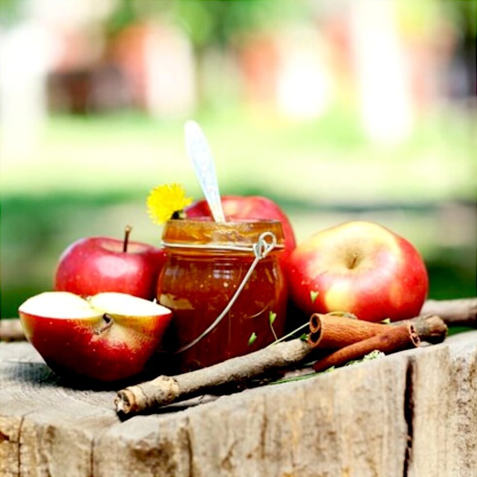 Hiamchal Apples Jam - Home made - No Chemical - Order FromHimachalbox.com