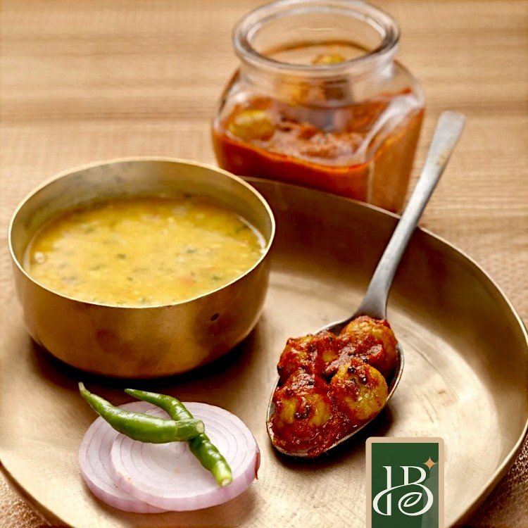 Home Made Crisp and Tangy Himachali Amla Achar - Himachalbox.com