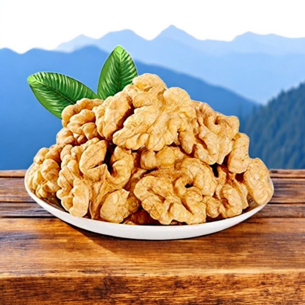 Premium Himalayan Organic Walnuts (Akhrot) Kagzi– 100% Natural & Handpicked