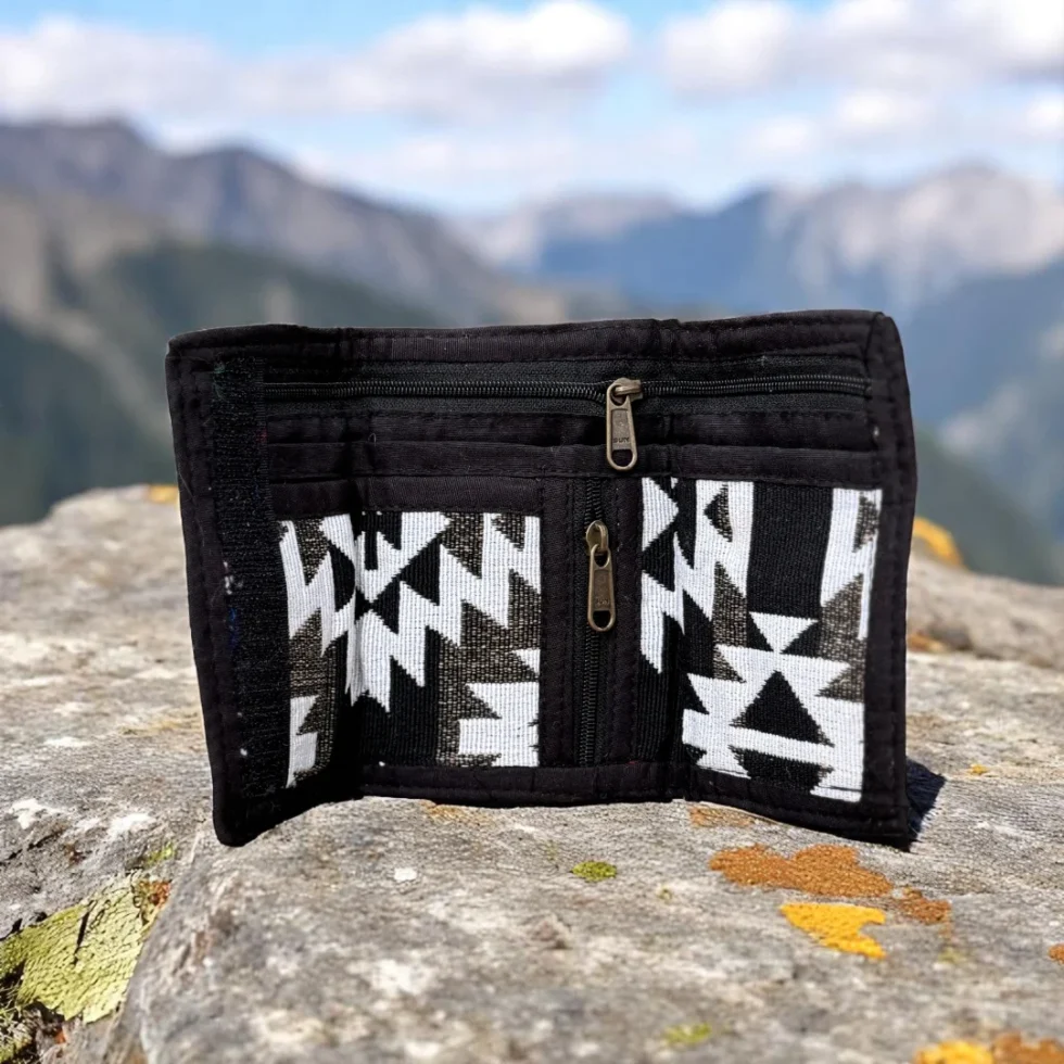 Himachali Handwoven Hemp Wallet – Youth’s Natural Pick - Himachalbox.com