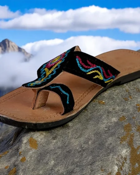 Authentic Chamba Chappal – Handcrafted GI-Tagged Leather Slippers from Himachal Pradesh