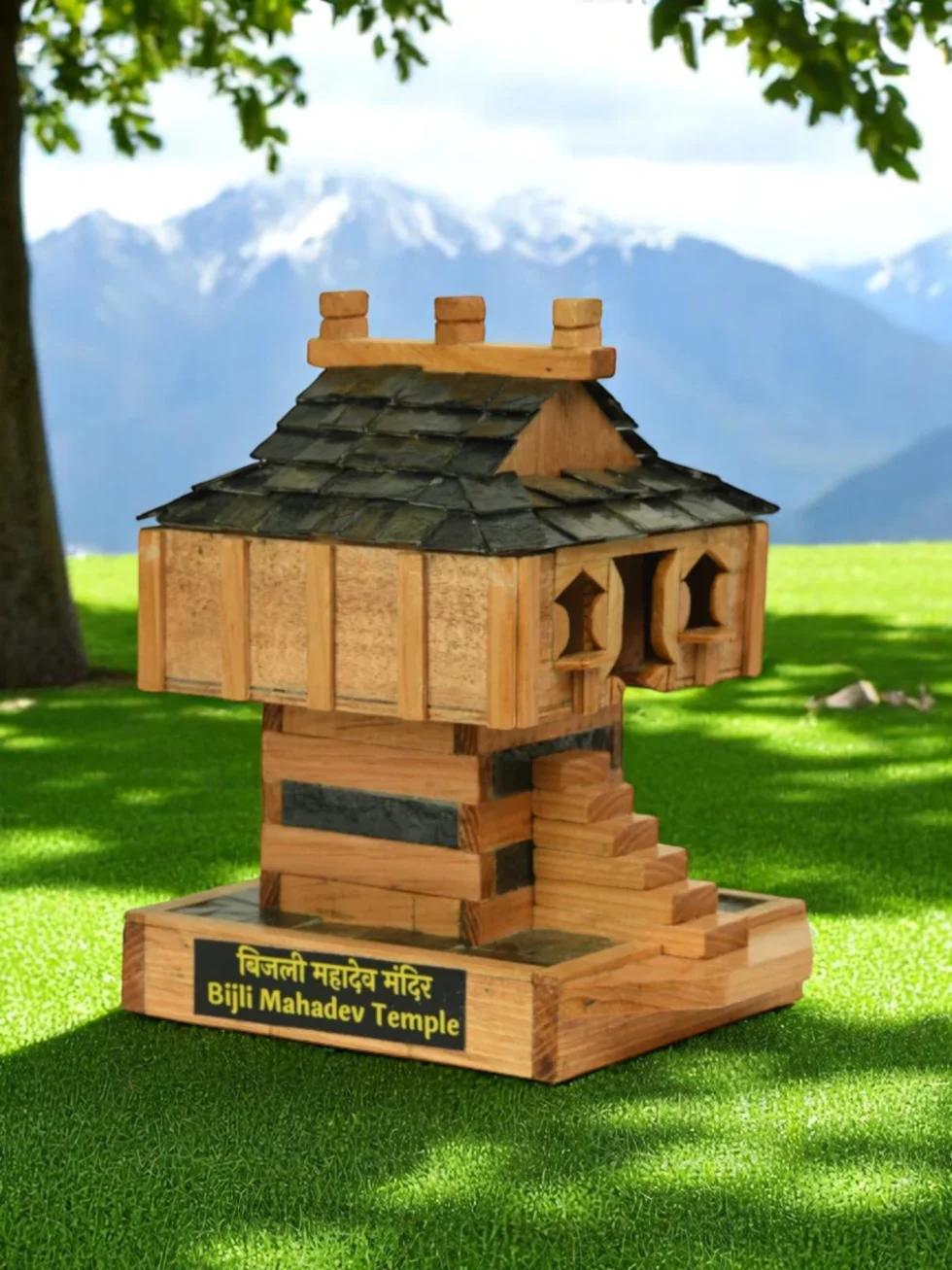 Handcrafted Wooden Replica of Bijli Mahadev Temple – Kullu’s Sacred Lightning Shrine