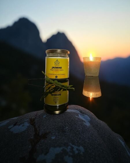 jasmine-aromatherapy-candle-himachalbox-natural
